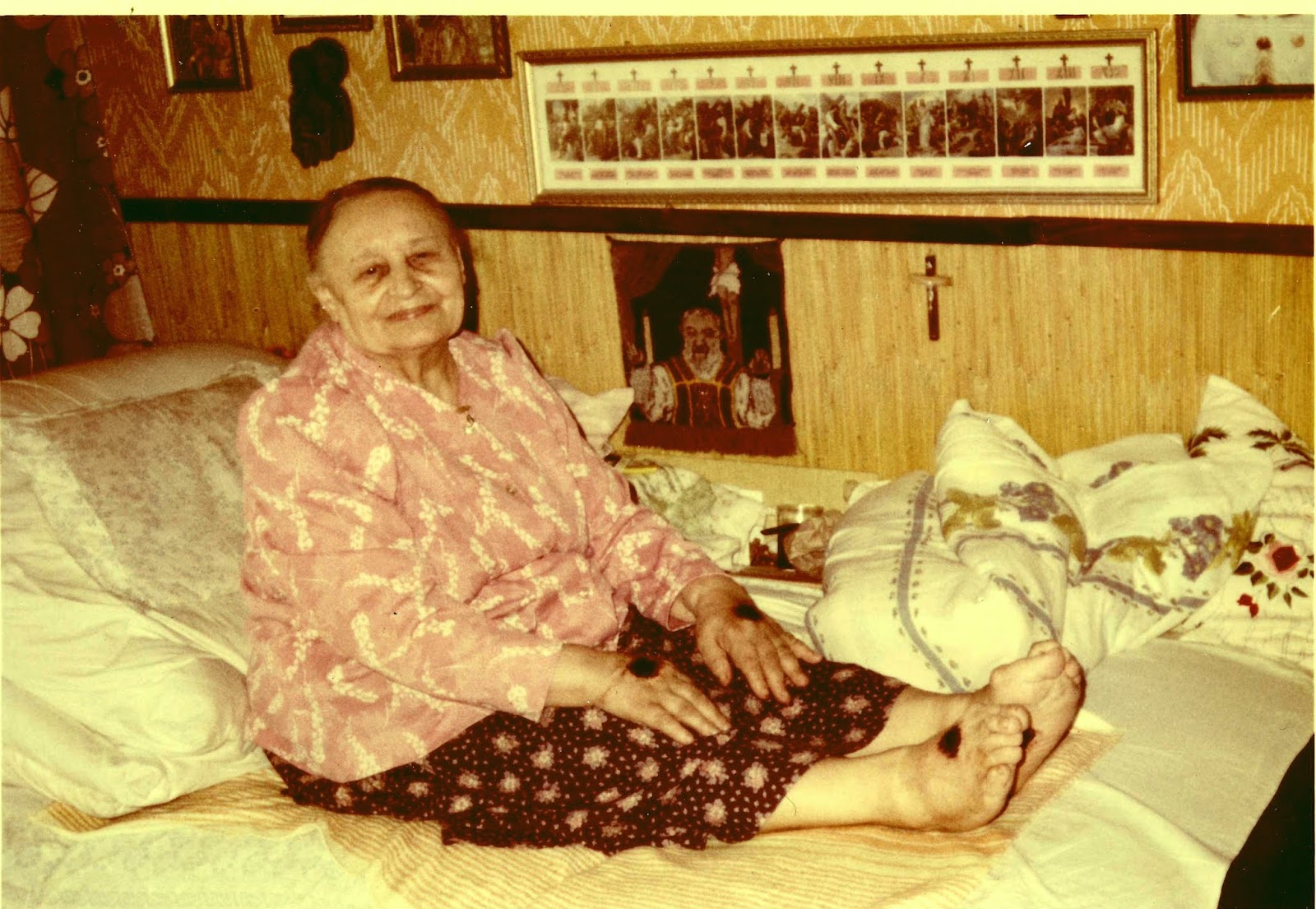 CATARINA SZYMON – ESTIGMATIZADA POLACA 2 (1)